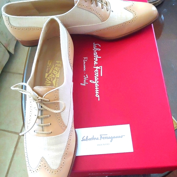 FINAL DEAL WOW! SALVATORE FERRAGAMO 9 4A CAMEL TAN CREAM WINGTIP OXFORD SHOES - Picture 3 of 12